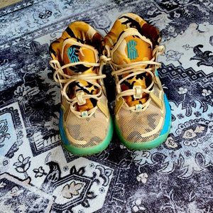 Nike sneakers in good condition